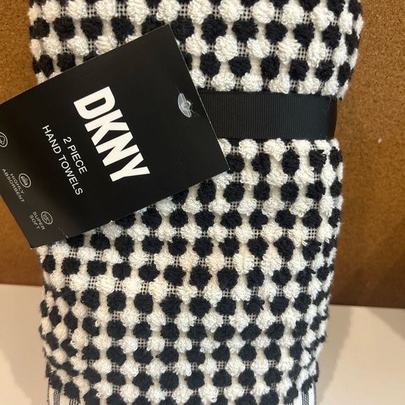 6 Piece DKNY Gingham Check (2) Hand Towels & (4) Washcloths Black White - Picture 2 of 3